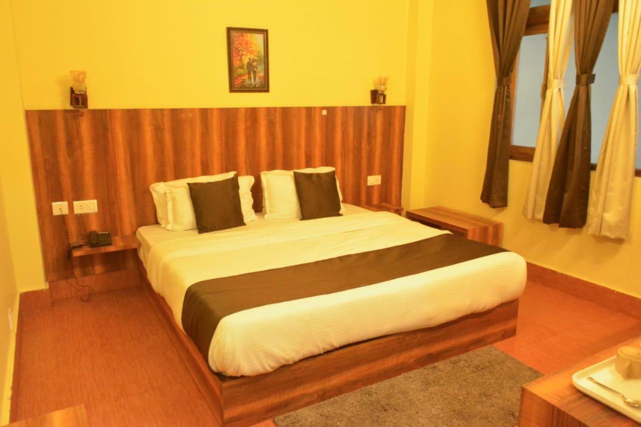 Hotel Aurora Gangtok Esterno foto